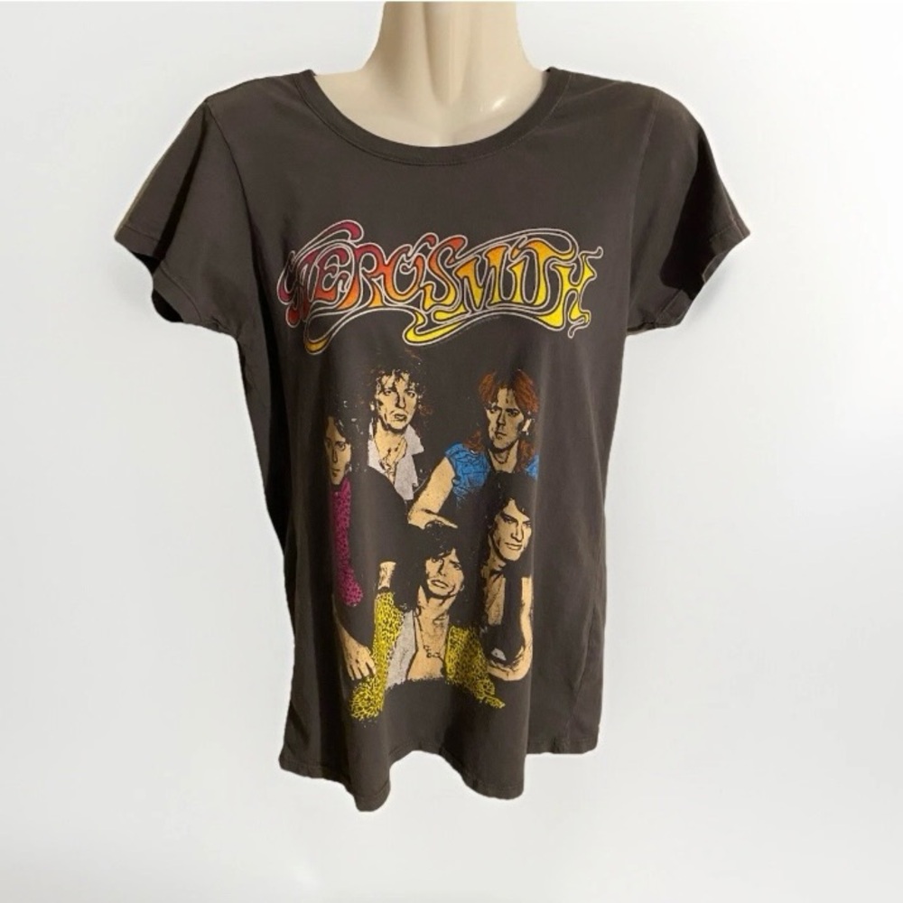 Aerosmith size M women’s short sleeve t shirt